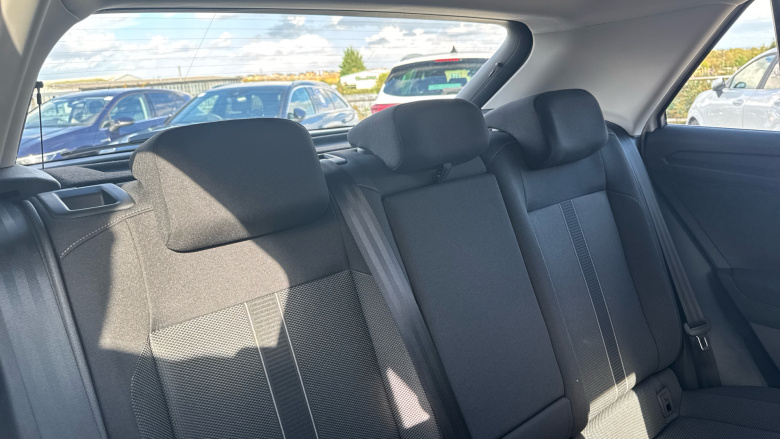 Volkswagen T-Roc 1.0 TSI 115 Life 5dr Petrol Hatchback